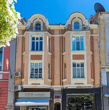 House Of History , In The Main Street