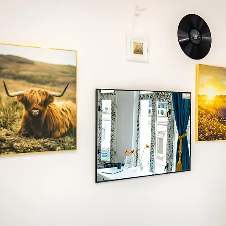 Апартамент House Of History , In The Main Street *